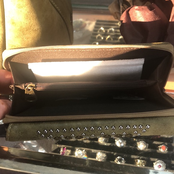 Sold - Picture 8 of 8